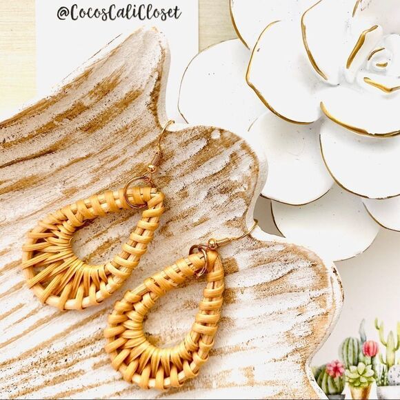 Woven Rattan Drop Earrings NWT - Picture 1 of 6
